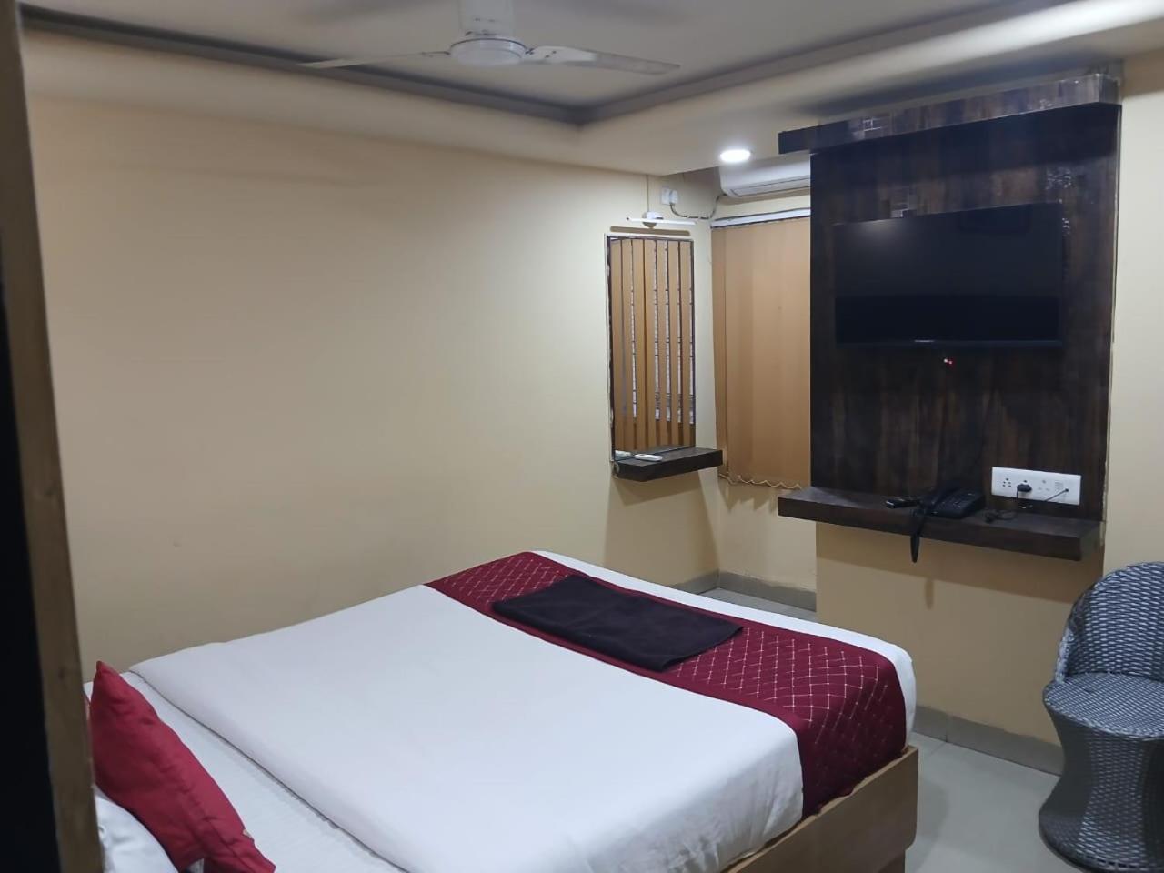 Blossoms Room Hotel Alekhya Residency- Luxury Lollection Hyderabad Luaran gambar
