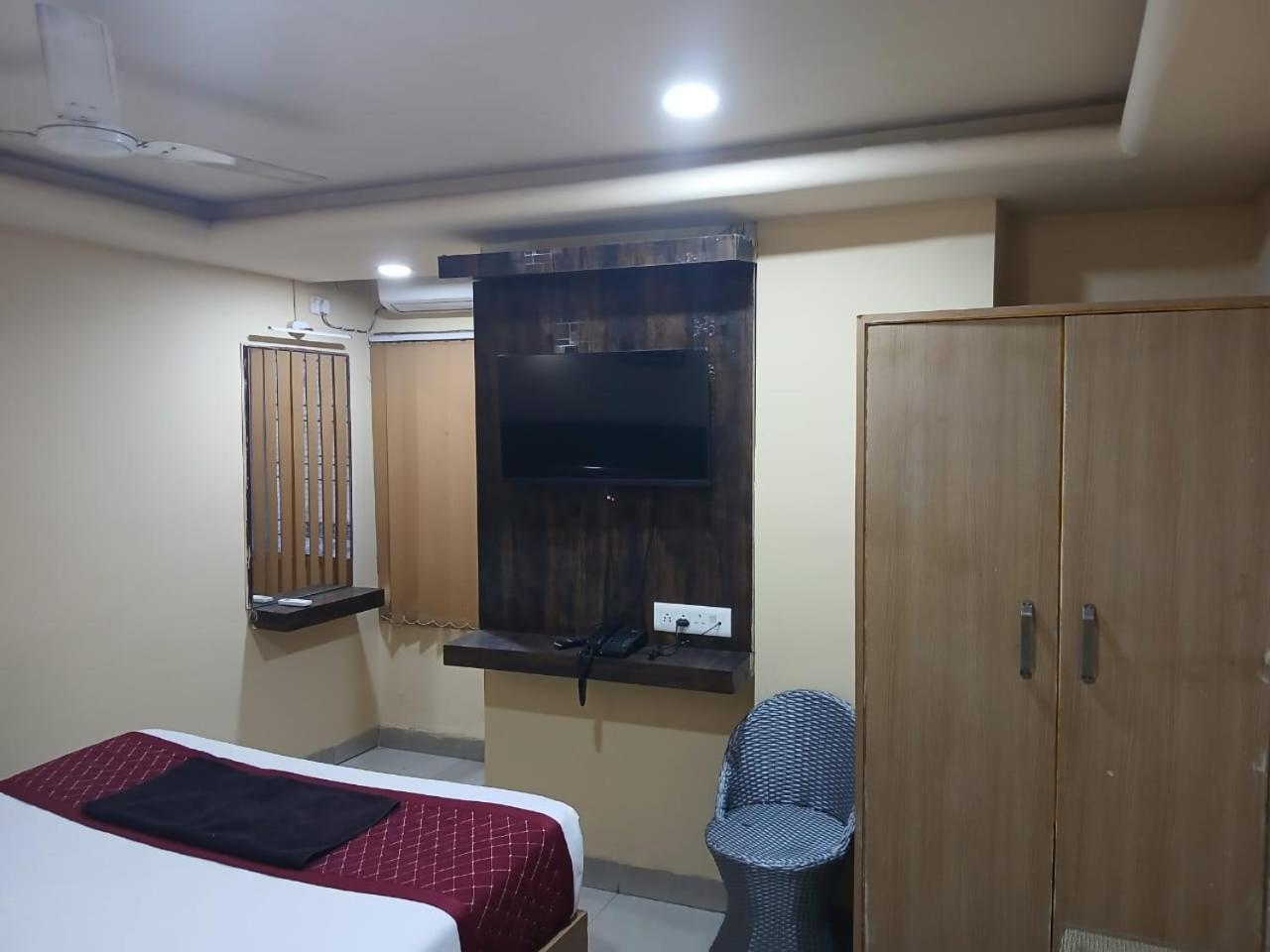 Blossoms Room Hotel Alekhya Residency- Luxury Lollection Hyderabad Luaran gambar